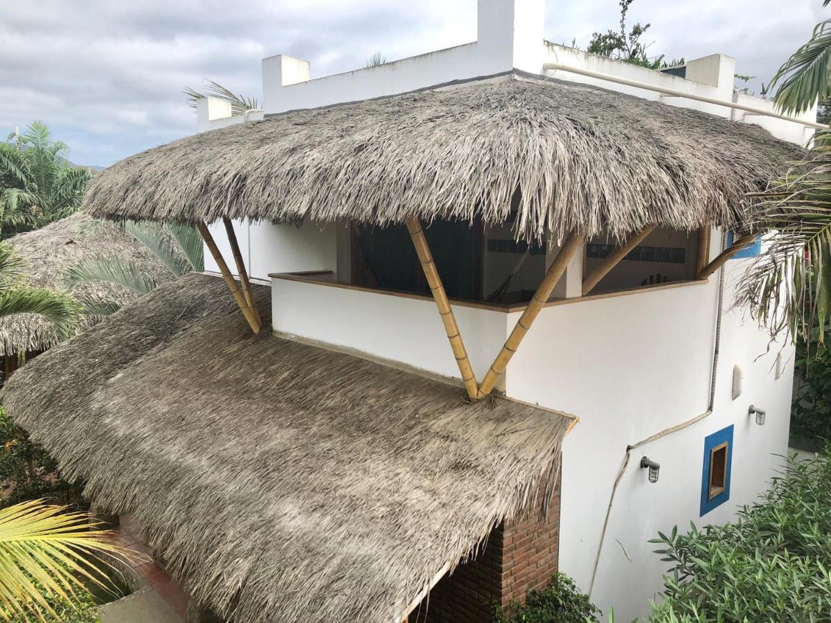 Nautilus Lodge Puerto Lopez Exterior photo